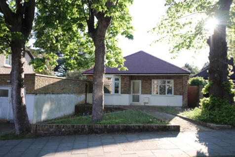 3 bed semi-detached bungalow for sale Ridgeway Ro