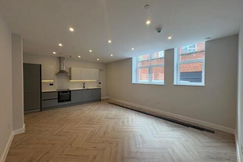 PHOTO-2025-09-16-...