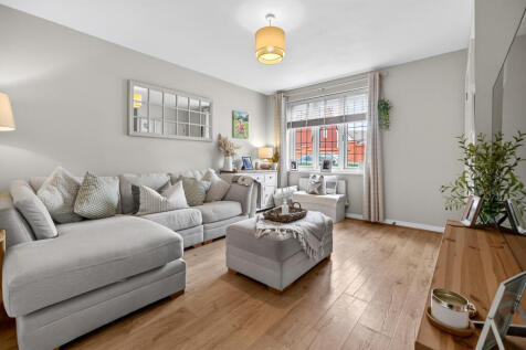 living room (3)