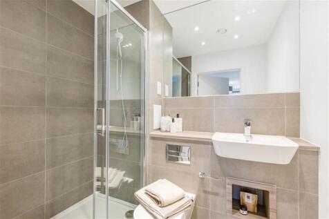 2 bed, 5th floor, Dunlin, Pelican House in Fresh Wharf photo 3