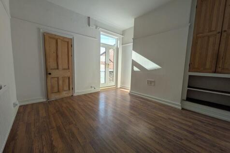 Ladysmith Street, Shaw Heath, SK3 8DZ photo 3