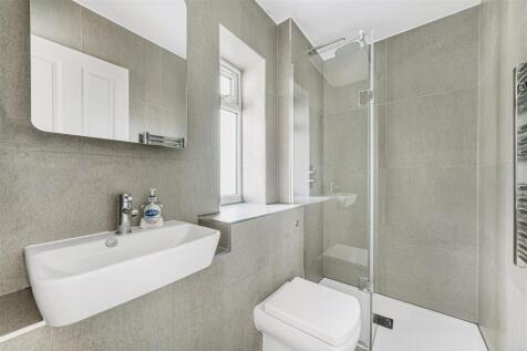 FFF 223 Noel Road-9.jpg
