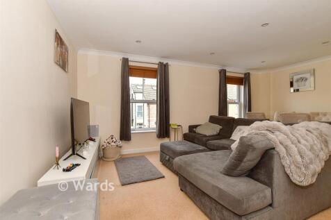 Kitchen/ Living Room