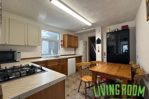 kitchen (2)