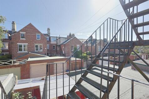 St Georges Terrace, Jesmond, Newcastle Upon Tyne NE2 photo 4