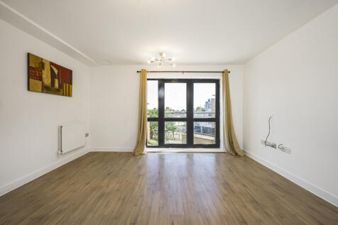 27 Gateway Court ...