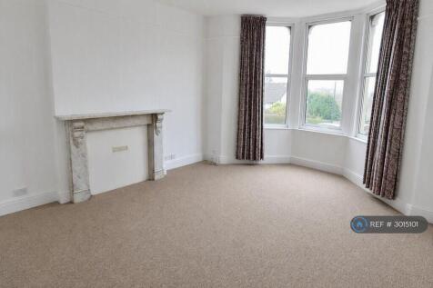 Spacious Lounge And Dining Room