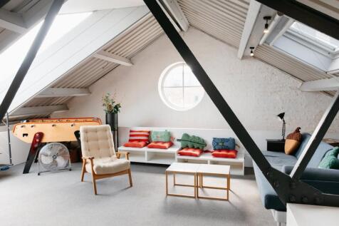 26 NoHQ 080724  wwwharbinsonuk.JPG