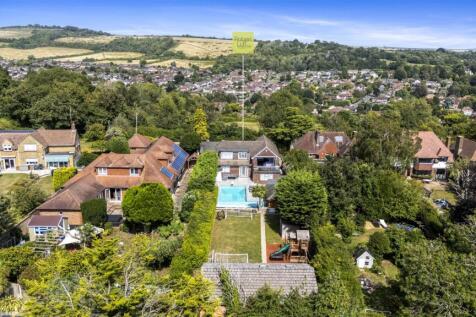 Bramble Cottage, Mill Lane-037logo.jpg