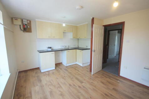 Claud House, Newbury, Gillingham photo 4
