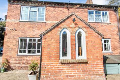 22-04-2026__20-38-11_rear_of_house.Ztoo7.jpg