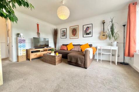 Living room 2