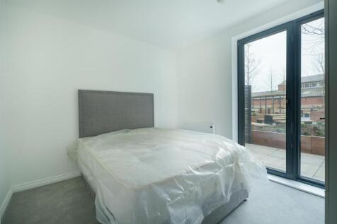 Springwell Gardens, Springwell Road, Leeds photo 4
