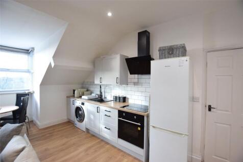 Living Room/Kitchen