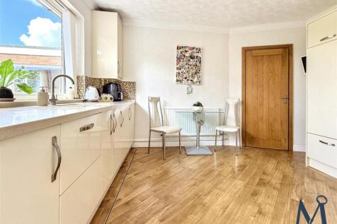 Kitchen Breakfast Room