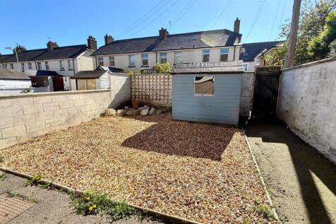 knowles road 5 rear garden.jpg