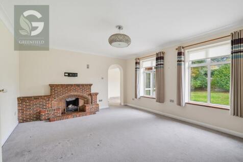 Hays Walk, Cheam, Sutton, Surrey, SM2 7NQ