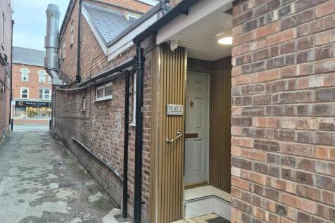 Flat 1, 14 Northenden Rd - External.jpg