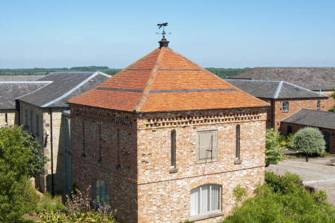 Pury Hill Business Park