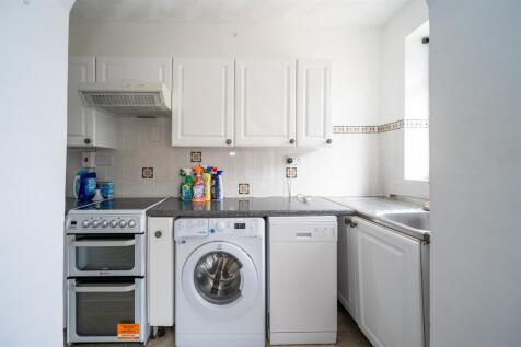 Bracklesham Road, Hayling Island photo 3