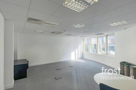 U5 2 Station Court Townmead Rd SW6 office 3.jpg