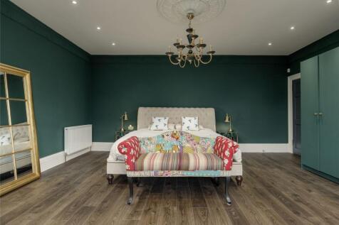 6 bed, 5 bath Detached in Edinburgh - Photo 25