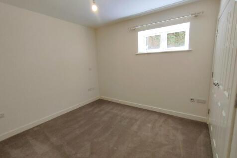 High Street, Heathfield, East Sussex, TN21 photo 5