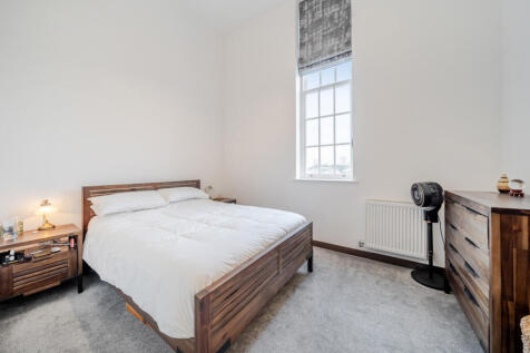 1389104-4-693beb4...