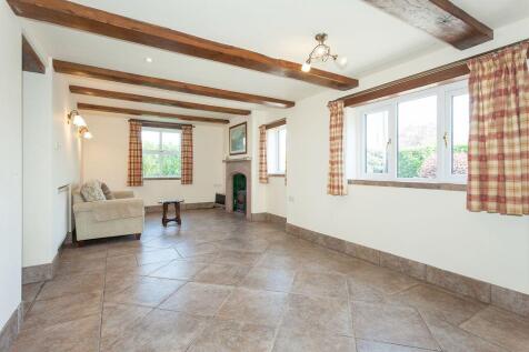 FARMHOUSE LOUNGE
