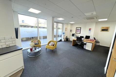 Kew Bridge  Unit 2  Brentford 3.jpg
