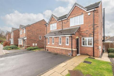 04 - 38 Moorlands Road BD19 5ED.jpg