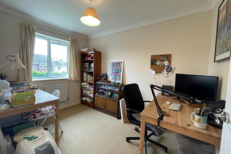 The Oaks, Newbury, RG14 7US photo 5
