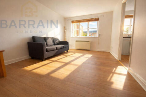 Wheat Sheaf, E14 Flat for Sale by Barrain London E