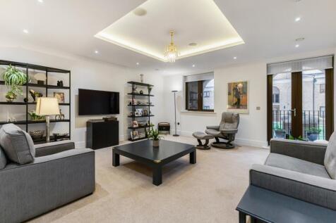 101908_12 Walled ...