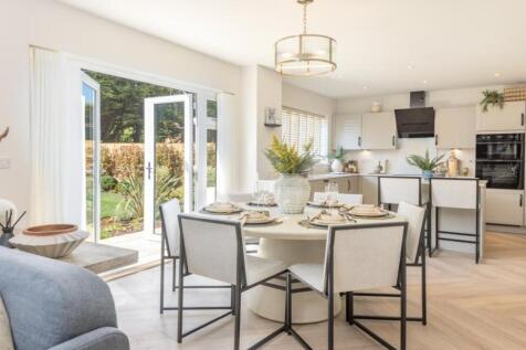 Dandara - The Heathers - Home 57, The Chartwell