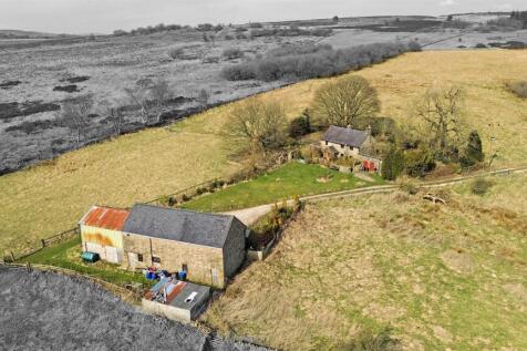 Moorside Farm, Warslow B&amp;W.jpg