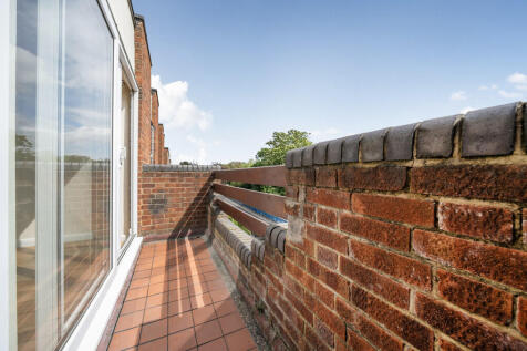 BALCONY2