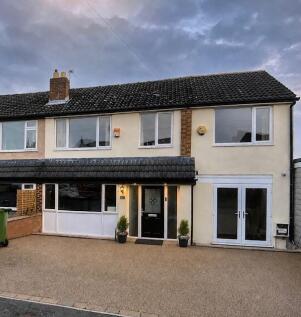 6 Greenside Mount - Front.jpg