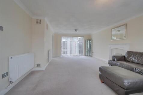 81 BEAUCHAMPS DRIVE NEW.jpg