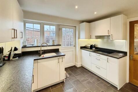 7e264ac2-Photo 201-8-26 2C 2012 2008 2019.jpg