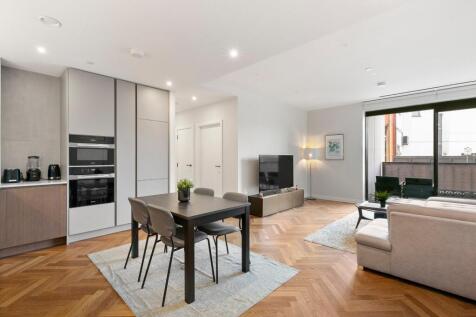 Reception/Kitchen