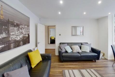 estcourt-terrace-living-room.jpg