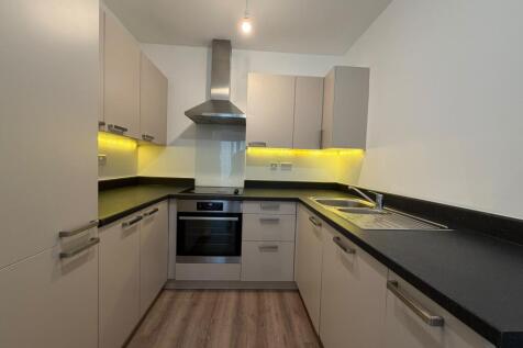 Cosmos Apartments, High Road, Wembley, Brent photo 3