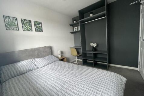 20 HC Bedroom 1