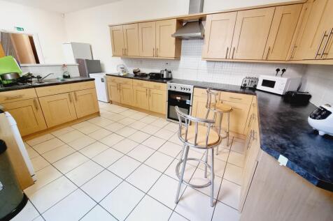 43 Clarendon Avenue, Leamington Spa photo 5
