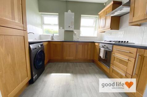 kitchenflat483chesterroad.jpg