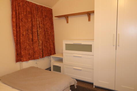 Portersfield Road photo 3