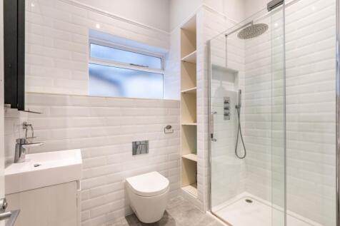 queens-gate-place...