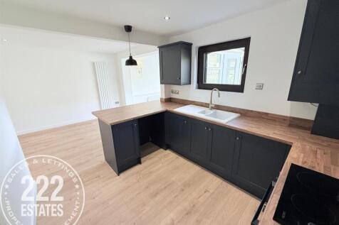 PHOTO-2025-08-28-13-58-17 (3).jpg