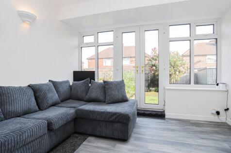 Manchester Road, Clifton, Swinton, Manchester, M27 photo 4